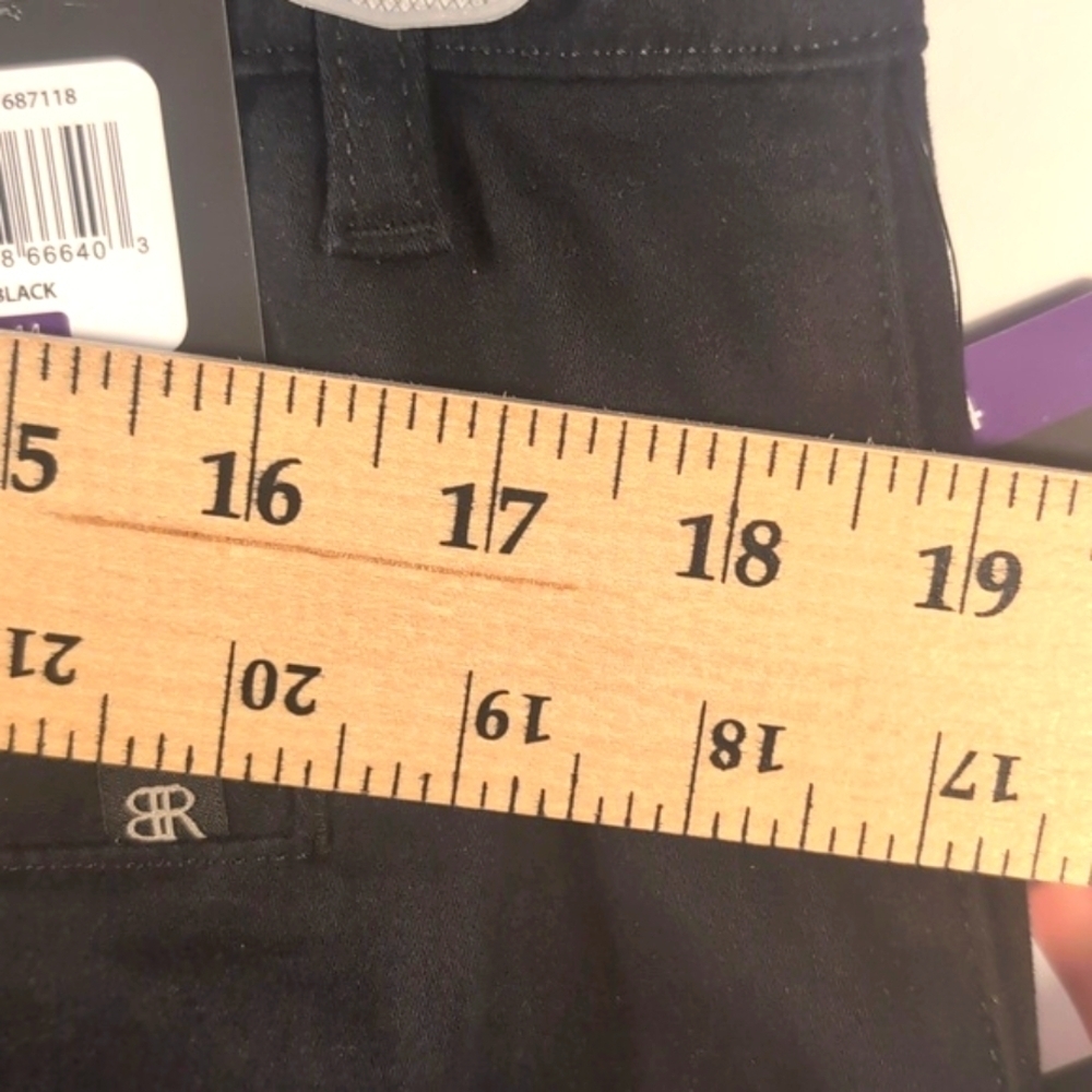 NWT Banana Republic Size 14 Black Chino Shorts | Tailored Work Staple - Picture 14 of 14